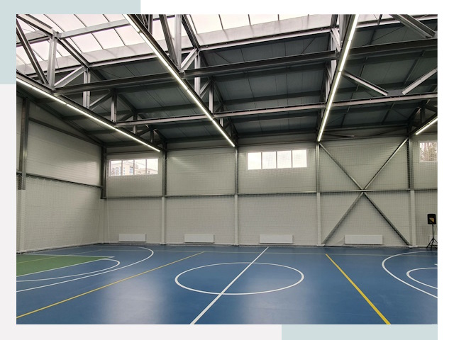 Строительство спортивных объектов от 610 руб в Оренбург